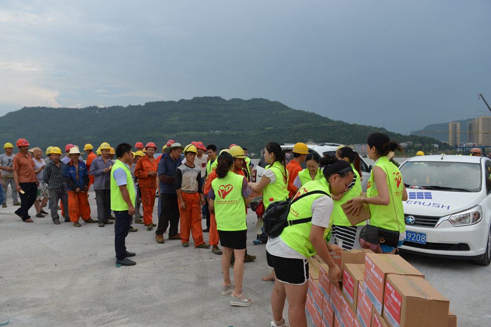 ������¡���̲�Ӵ��Ű���ο�ʻ