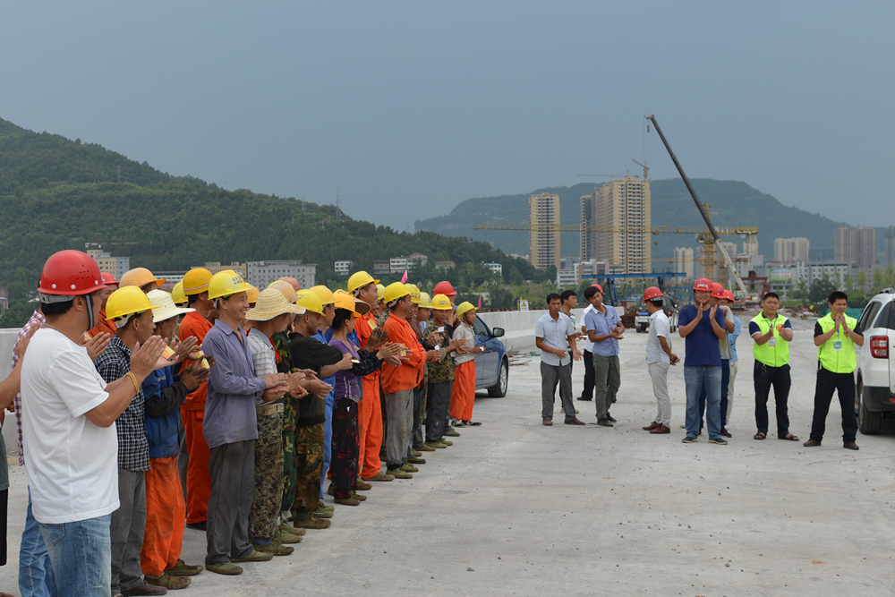 ������¡���̲�Ӵ��Ű���ο�ʻ