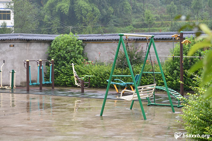 ������¡��Ϸ羴��Ժο�ʻ