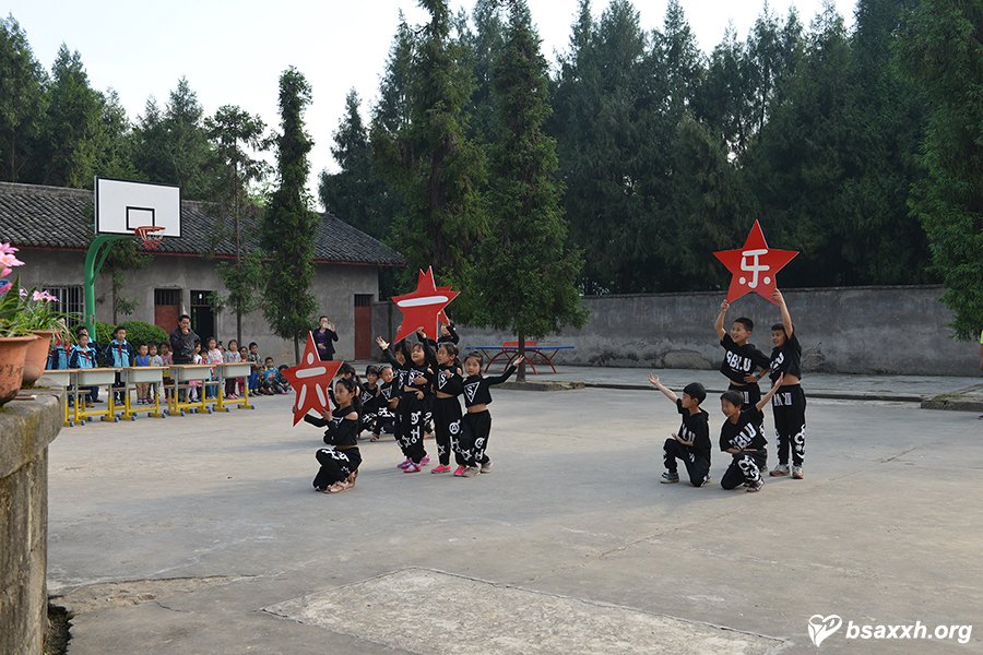 ��ӭ���磬����һ��-ʥ�ʹ�Сѧ������ѧ�