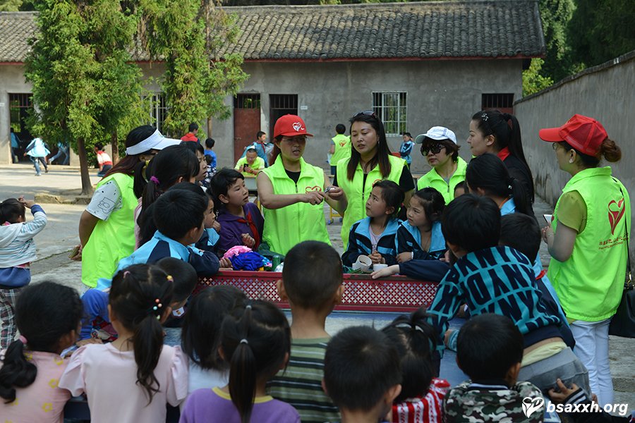 ��ӭ���磬����һ��-ʥ�ʹ�Сѧ������ѧ�