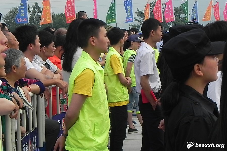 ־Ը������������Ļ����ν�